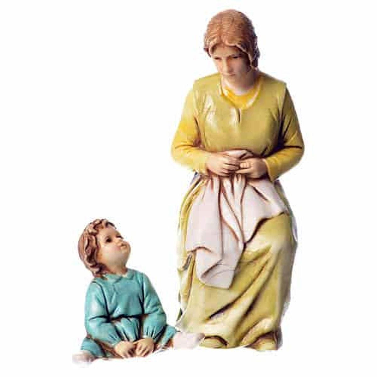 Statua cm.10 Donna Rammenda con Bimbo a Terra | Moranduzzo
